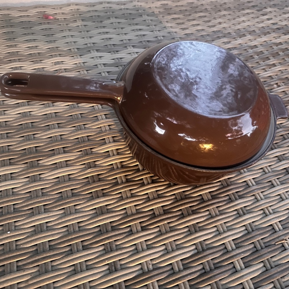 Vtg Le Creuset #18 Brown Enamel Cast Iron 2-in-12 qt. Saucepan Skillet